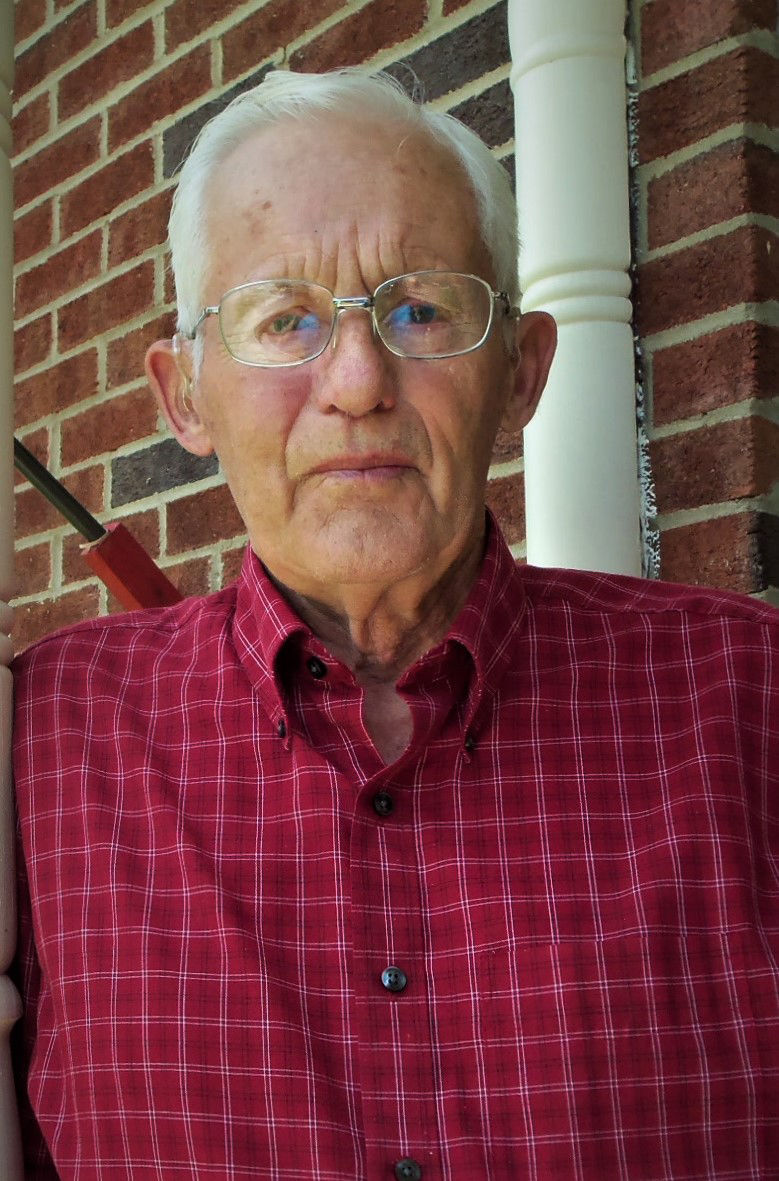 LAMARR DOUTAZ.jpg